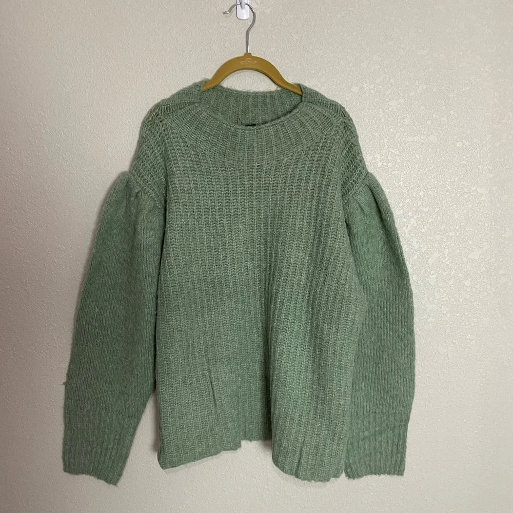 City Chic NWT Mad Knit Sage Soft Jumped Sweater S/16 - Picture 2 of 6